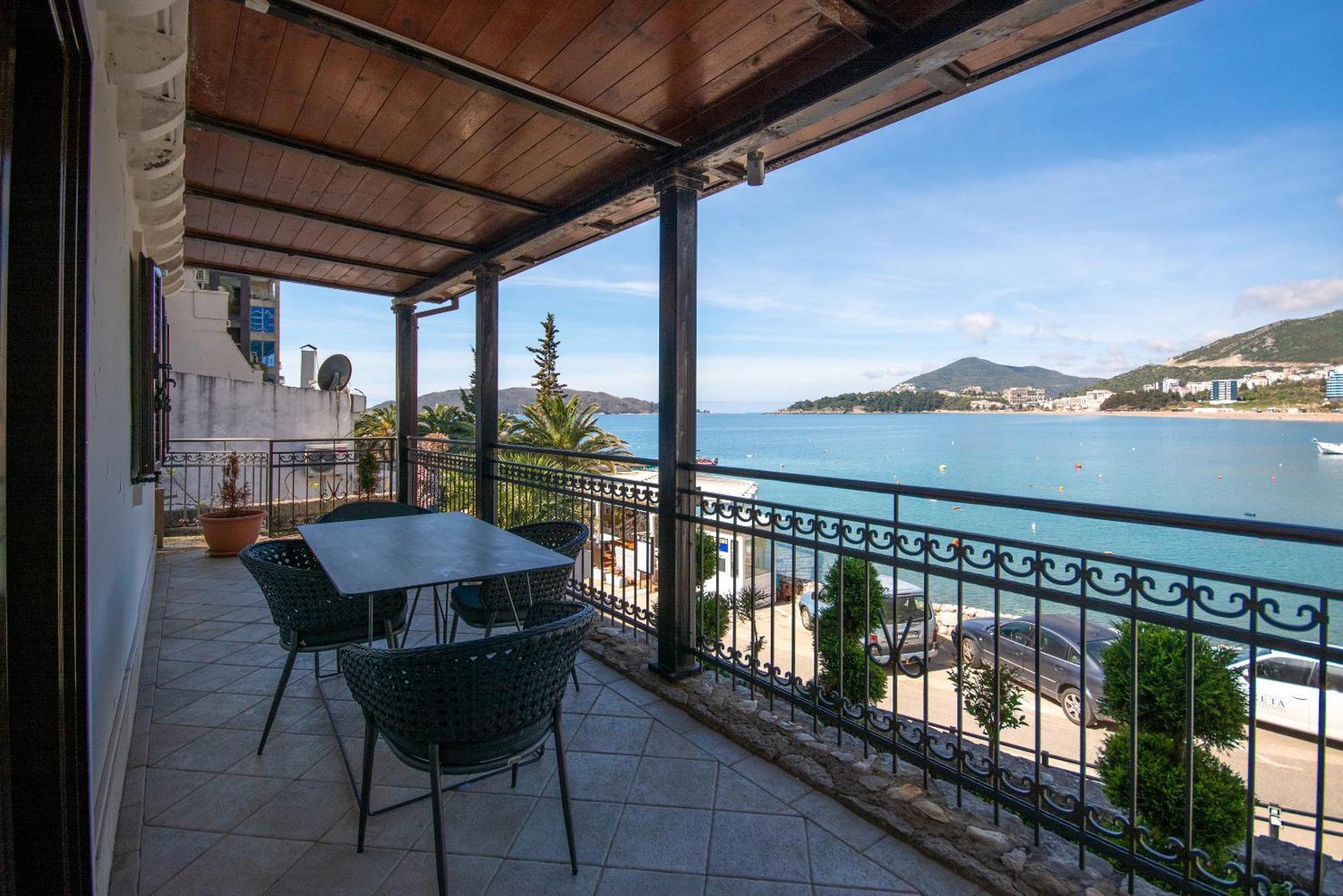 Sea Pearl Apartments Rafailovici Exterior foto